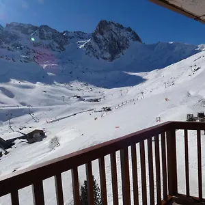 appartements-pied-des-pistes-rsidence-mongie-tourmalet.midi-pyreneeshotels.com/