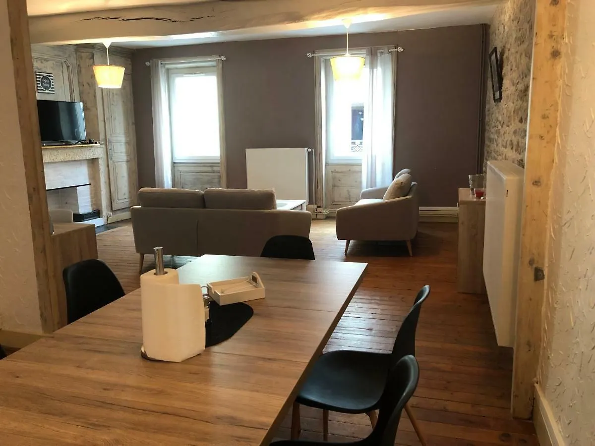 Spacieux Appartement 2/6 Pers 110M² Proche Cnpe Lagnieu 0*,  France