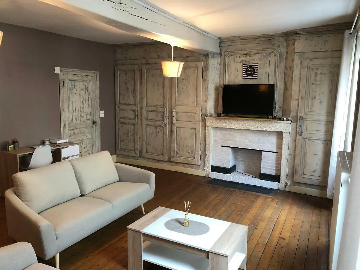 Spacieux Appartement 2/6 Pers 110M² Proche Cnpe Lagnieu Apartment